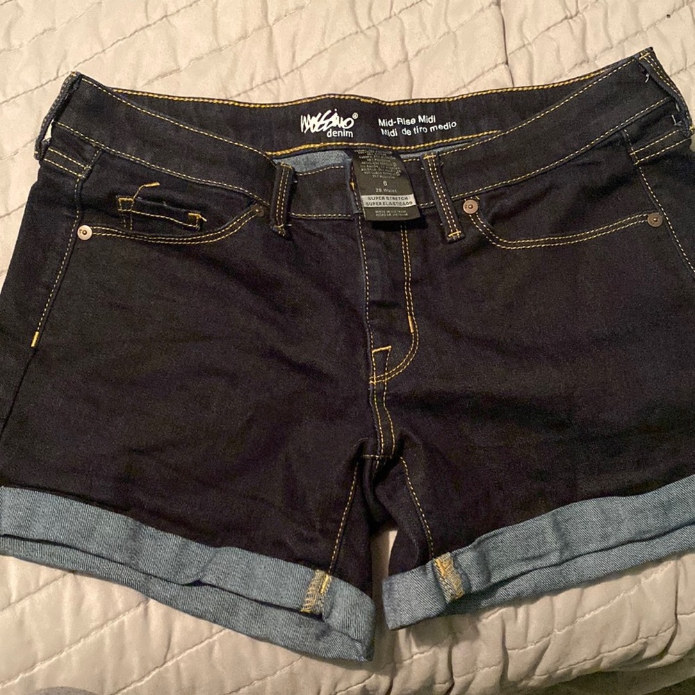 Mossimo dark washed shorts
